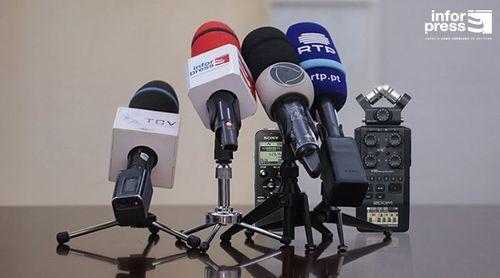 Profissionais da RTC promovem vigília em solidariedade à directora e denunciam alegado atentado à liberdade de imprensa