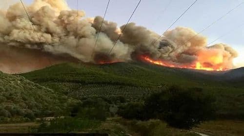 Cerca de 3.500 pessoas retiradas na Toscana devido a incêndio florestal