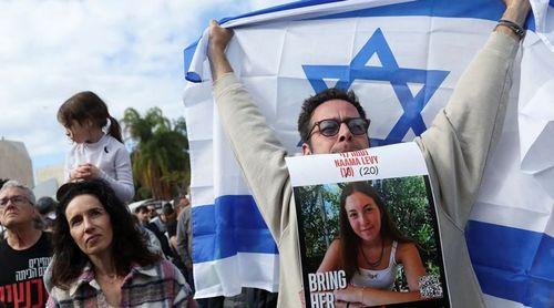 Israel acusa Hamas de violar acordo ao libertar militares antes de civis