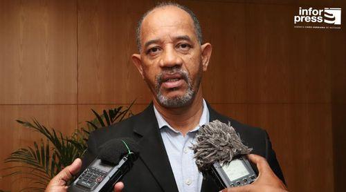 Parlamento: João Santos Luís critica partidos por falha na realização da sessão plenária