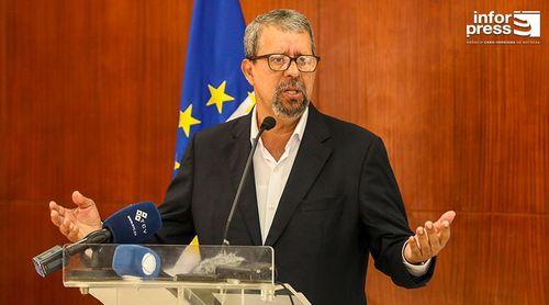 Ministro defende que para uma saúde pública responsável é preciso capacidade de antecipar desafios