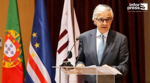Aguiar-Branco defende importância da democracia parlamentar e alerta para ameaças à liberdade