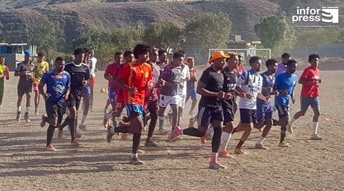 Porto Novo: Jovens da Ribeira dos Bodes pedem à actual equipa camarária para assumir a construção da placa desportiva 