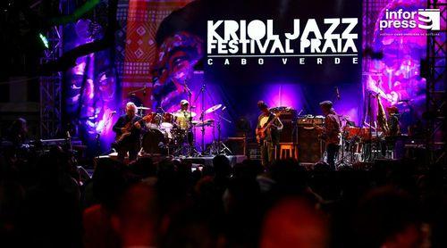Artes & Espetáculos: Segundo dia do Kriol Jazz Festival recheado de talentos e emoção