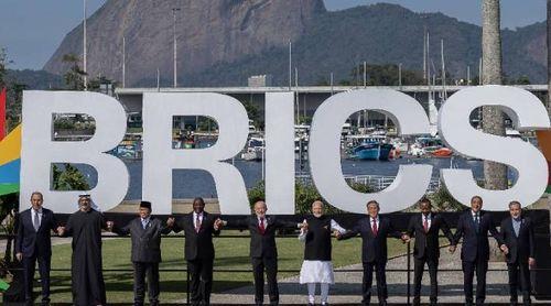 Líderes dos BRICS condenam “ataques militares” contra o Irão