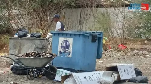 Empty containers and littered ground undermine the cleanliness of the capital – residents