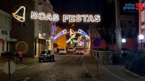 Ribeira Grande: Inovação da iluminação aérea com luzes de Natal surpreende munícipes