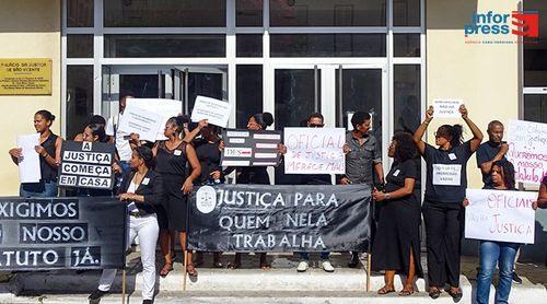 São Vicente: Oficiais de Justiça “desmotivados” prometem outras formas de luta para garantir seus direitos