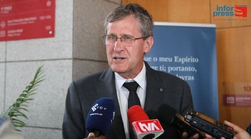 Marcos Aiducaides alerta jovens para “muitas vozes” e mensagens enganadoras