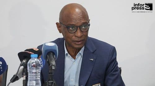 Futebol: FCF destaca pragmatismo e competência na escolha de Humberto Bettencourt para a selecção nacional