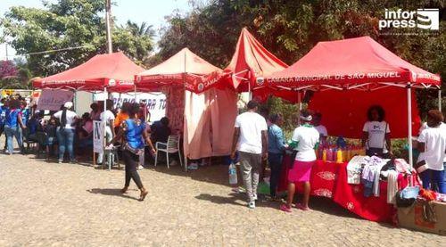 Praia: Beneficiários da Mentors International expõem no Parque 05 de Julho 