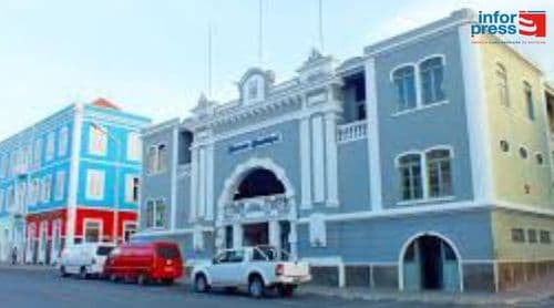 São Vicente: Mercado Municipal acolhe instalação artística “Nha Rede” 