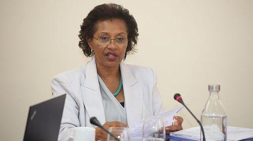 Ministra leva mensagem de esperança às reclusas da cadeia central e reforça combate à VBG