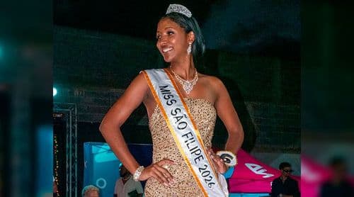 São Filipe: Erica Mendes eleita Miss São Filipe 2026 em noite marcada por longo atraso 