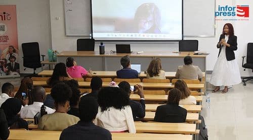 Mia Couto defende papel da imaginação na ciência e desafia jovens a transformar o mundo
