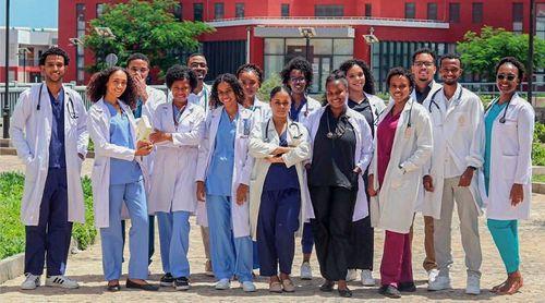 “Cabo Verde tem capacidade para formar médicos de excelência” – Núcleo de Estudantes de Medicina da Uni-CV (c/áudio)