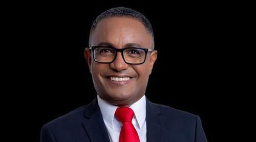 São Vicente: Nuias Silva recolhe subsídios para plataforma de candidatura à presidência do PAICV