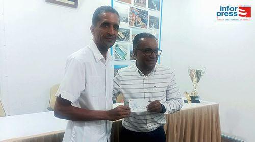Futebol/Fogo: Câmara Municipal de São Filipe apoia Botafogo com 100 mil escudos após conquista do título regional