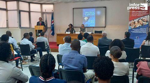 Cabo Verde é um “excelente exemplo” para a governança em África e a nível mundial- reitor 