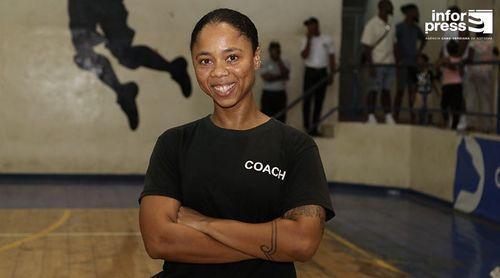 Powerlifting: Treinadora Otelinda Brito elogia jovens atletas e destaca papel social do desporto