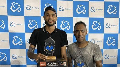 Hélder Júnior e Bruno Évora conquistam I edição do "Praia Padel Cup"