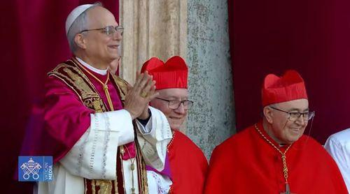 Leão XIV agradece a Papa Francisco e pede ajuda para "construir pontes"