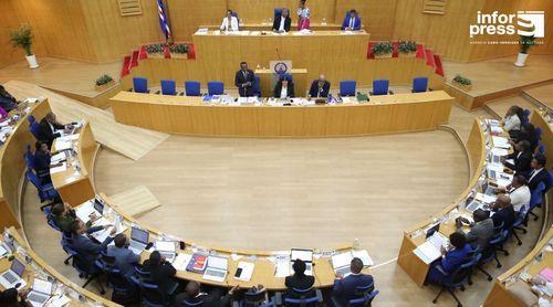 Parlamento: Apresentada proposta de lei para formalização do sector cultural e proteção social dos profissionais