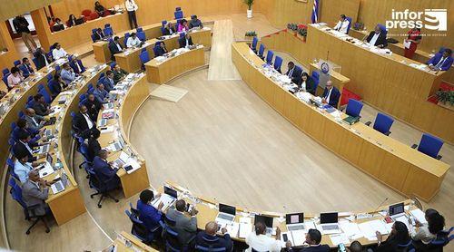 Parlamento aprova na generalidade Estatuto do Profissional Criador e Produtor da Arte e Cultura