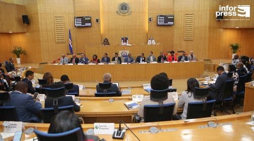 Governo anuncia relançamento do "Casa para Todos" e promete nova política de habitação em Cabo Verde