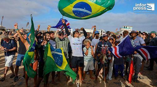Mundial de Kite-surf: Pedro Matos (Brasil) vence Airton Cozzolino e conquista Circuito de Ponta Preta