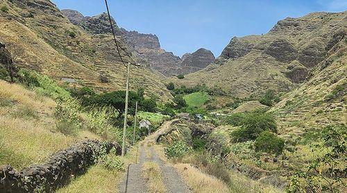 Porto Novo/Manuel Lopes: Deputado do MpD promete “reforçar diálogo” com Governo sobre estrada