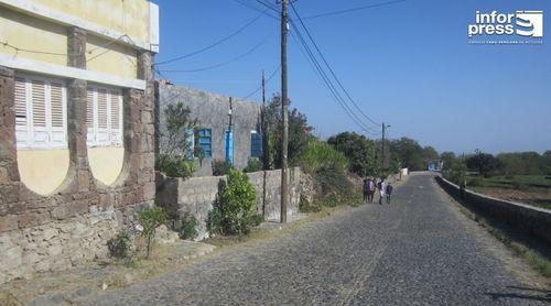 Porto Novo: Autarquia promete concluir obras de reconstrução do jardim infantil de Lajedos