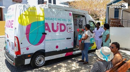 Fogo: Unidade móvel reforça triagem, testagem e vacinação na Feira de Negócios e Saúde