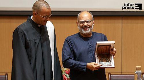 Carlos Lopes an academic from Guinea-Bissau honoured with Amílcar Cabral Award by Uni-CV