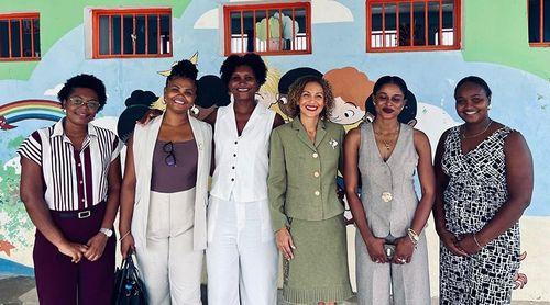 Maio: Primeira-dama enaltece papel do ICCA na protecção das crianças e adolescentes