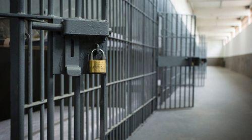 São Vicente: Prisão preventiva para dois homens indiciados por roubos na via pública