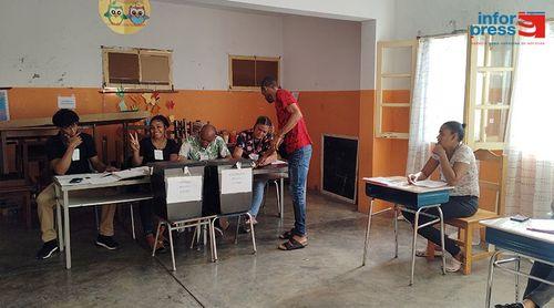 Autárquicas 2024/Mosteiros: Processo eleitoral arranca na normalidade cumprindo horário previsto - delegado da CNE 