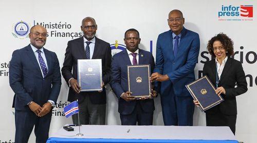 Governo assina protocolos com bancos e aumenta bonificação de juros para facilitar crédito habitação