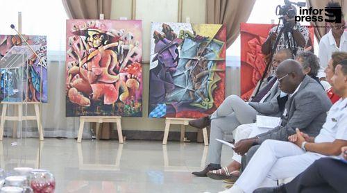 Presidential Palace hosts exhibition and sale of paintings by Mário Barbosa and Kiki Lima