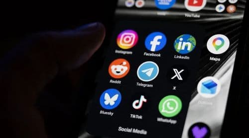 PM britânico anuncia proibição do acesso de menores de 16 anos a redes sociais