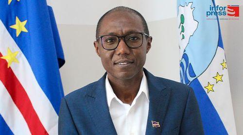 Maio: Autarca critica ausência de “projectos estruturantes” para a ilha no Orçamento do Estado 2026