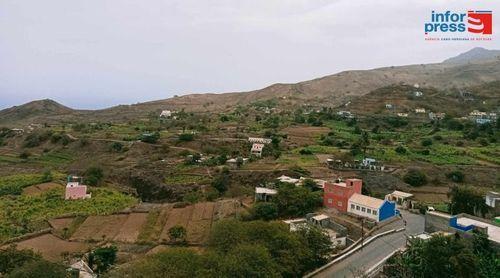 Porto Novo: Comunidades rurais queixam-se da ausência das emissões da rádio e televisão