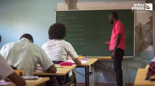 Sindprof questiona interpretação do Ministério da Educação sobre a lei do emprego público e pede esclarecimento
