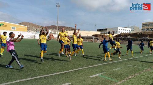 Futebol/São Vicente: Salamansa festeja regresso ao Soncent Superliga da bancada com empate do Ribeira Bote 