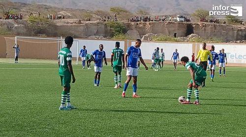 Futebol/ Campeonato de CV: Sanjoanenses e Palmeira empatam (0-0) na primeira mão das meias-finais 