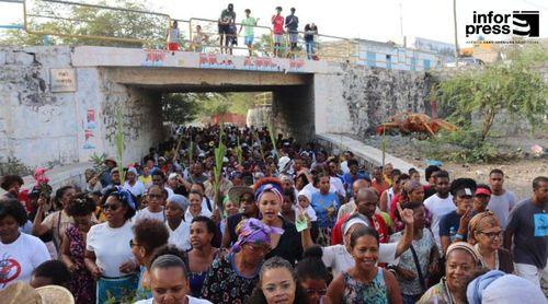 Porto Novo/São João: Alvorada de tamboreiros e coladeiras marca abertura oficial das festividades