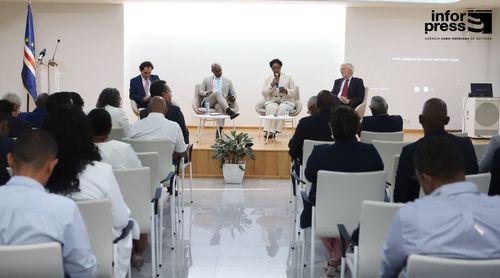 Coordenador do curso da US realça “papel importante” da regulação num Estado de direito democrático