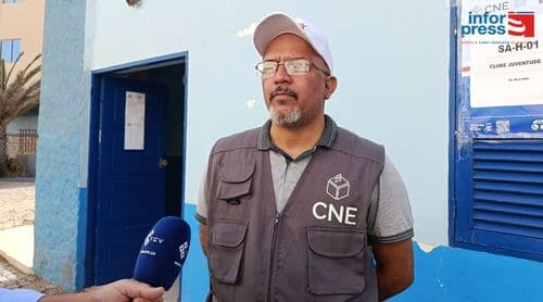 Legislativas2026/Sal: Delegado da CNE faz balanço positivo da abertura das urnas e confirma todas as 50 mesas operacionais