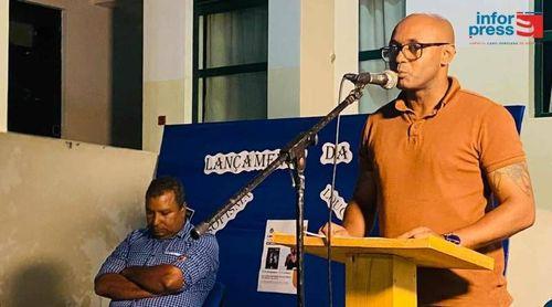 Porto Novo: Livre "Sofisma Loucura" présenté dans le "berceau de l'auteur" à la fierté des habitants