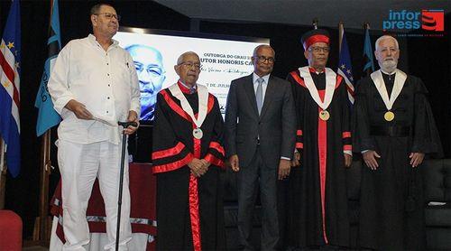 Presidente da República enaltece “grandeza da obra” de Pedro Pires e “entrega à causa de Cabo Verde”   